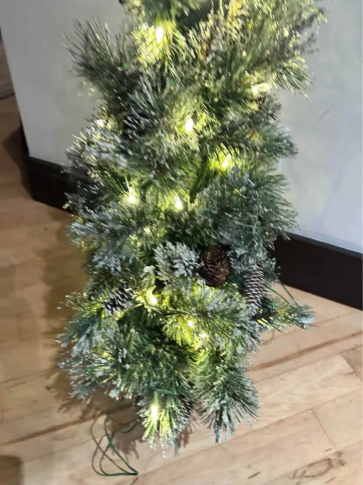 Pre-lit Flocked 3ft Christmas Tree with Pinecones in planter - photo 3