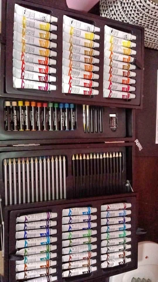 Art Studio by Battat Wooden Art Set Case