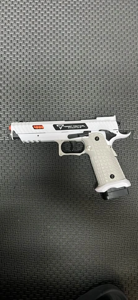 2011 Combat Master Shell Ejecting Toy Gun - photo 2