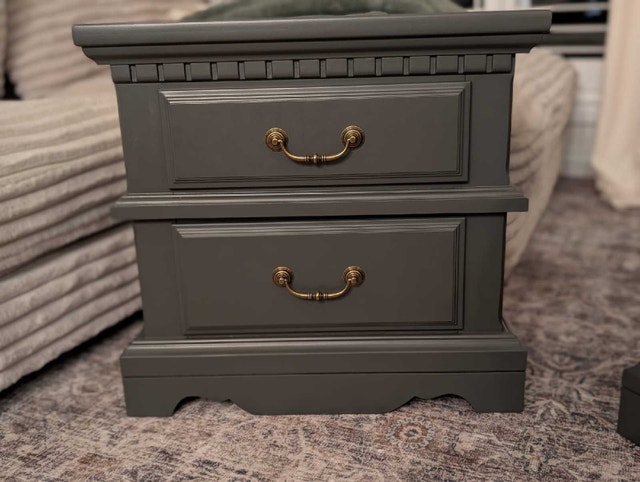 Refinished Vintage Nightstands – Matching Pair - photo 4