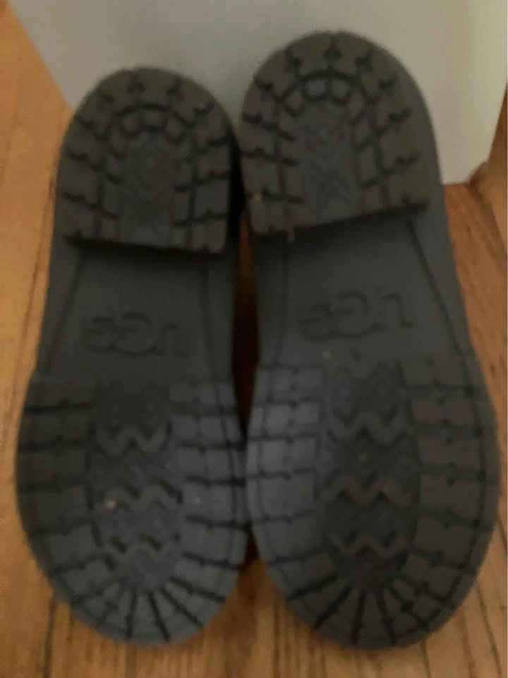 Ugg size 6 rainboots - photo 3