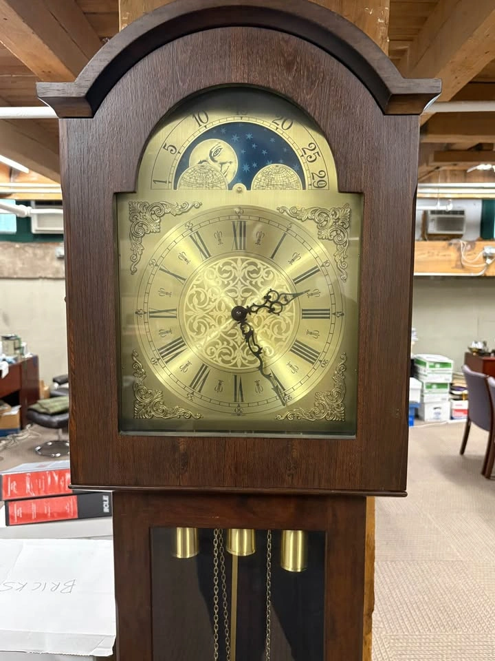 Vintage 3-Weight Grandfather Clock with Moon Phase - photo 2
