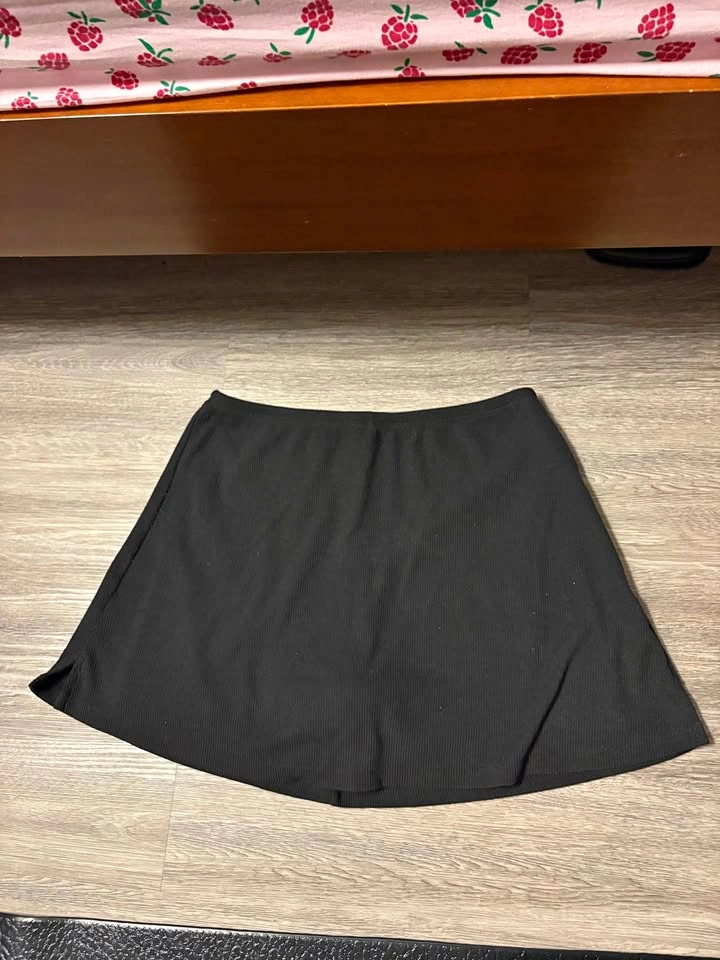 Lisa says gah skort