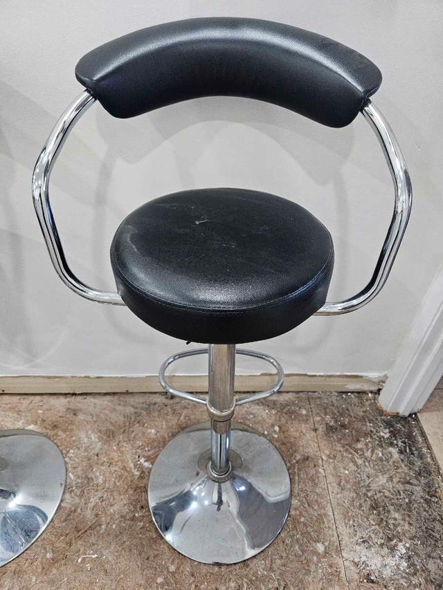2 chair for bar
