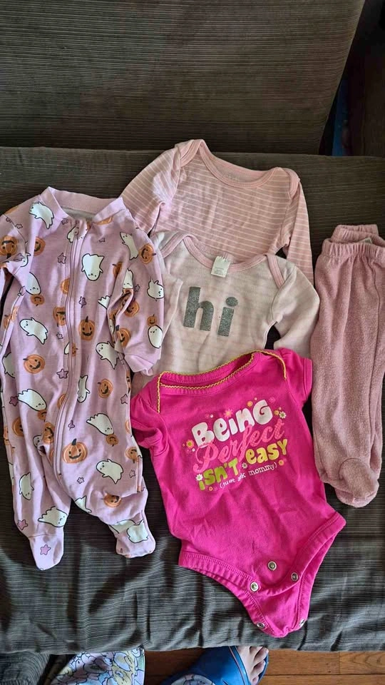 0-3m girls bundle