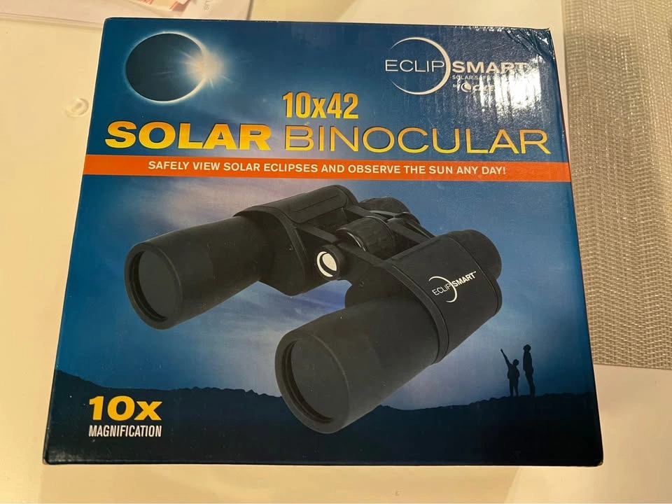 Celestron Eclipsmart Solar Binocular - photo 4