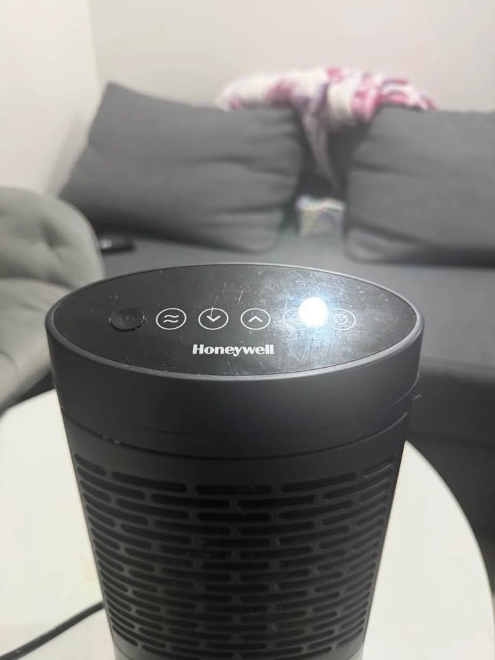 Honeywell Ceramic Mini-Tower Heater - photo 2