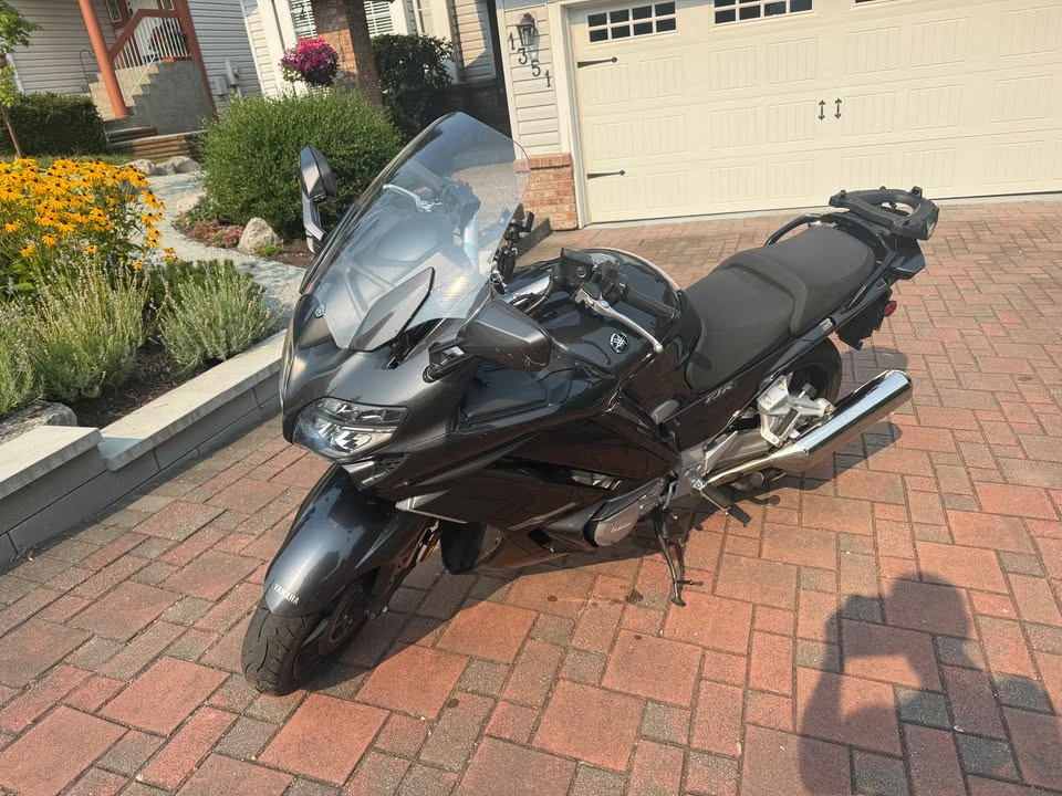 2016 Yamaha fjr1300es - photo 2