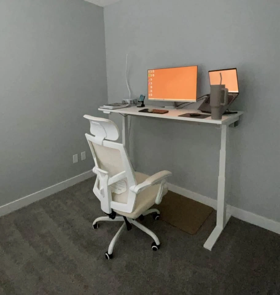 Okeysen Mesh Ergonomic Office Chair with Footrest - photo 2