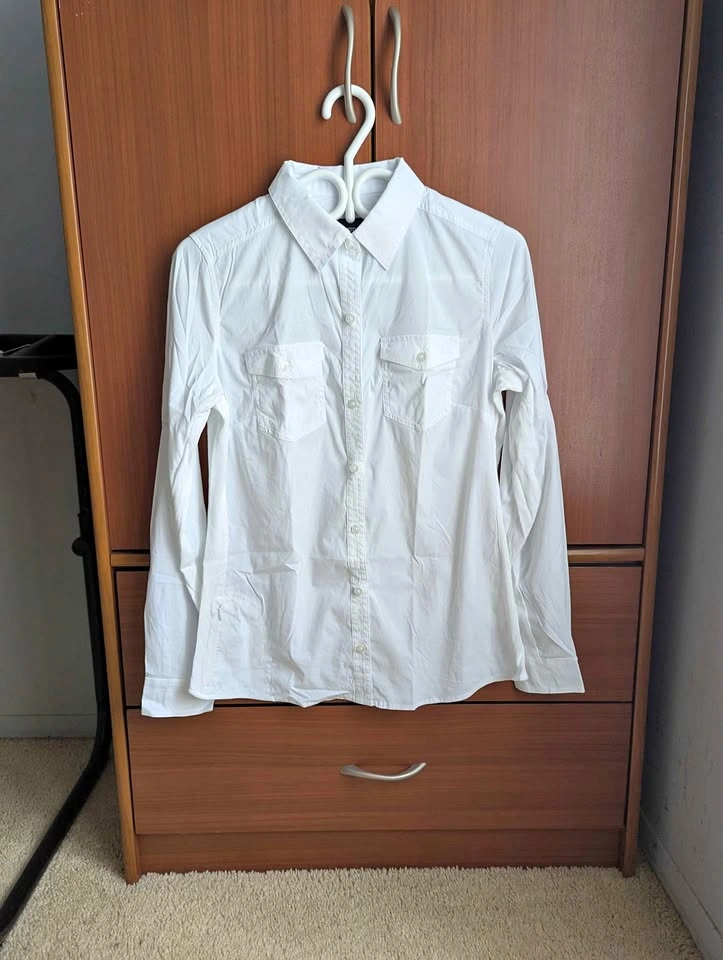 Marmot Annika white UPF 30 long sleeve sun shirt size M