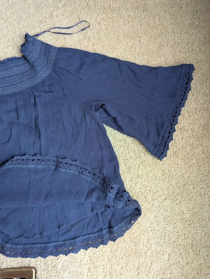 Highline Collection blue off the shoulder cropped shirt size L - photo 3