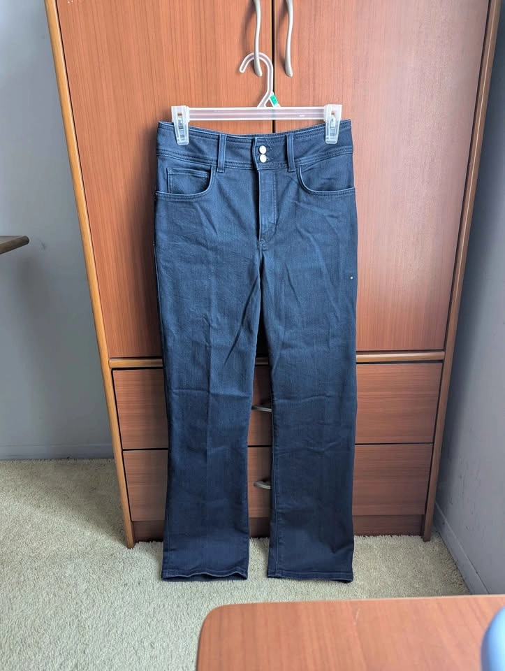 Guess shape up straight leg jeans dark blue size 29