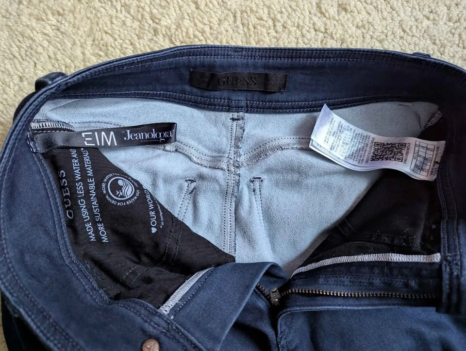 Guess shape up straight leg jeans dark blue size 29 - photo 3