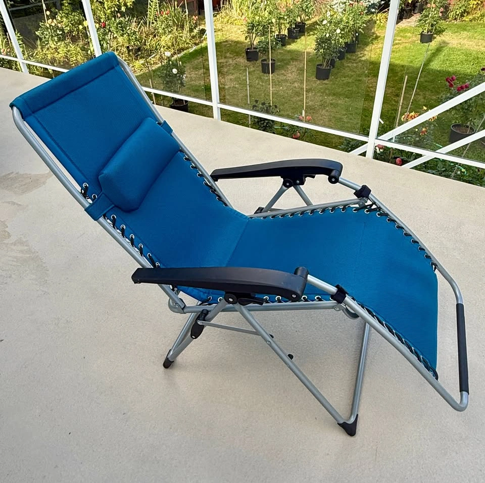 Premium Zero Gravity Lounge Chair – Excellent Condition – $45 OB - photo 3