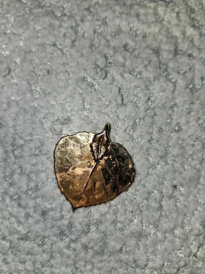 Gold-Toned Leaf Pendant