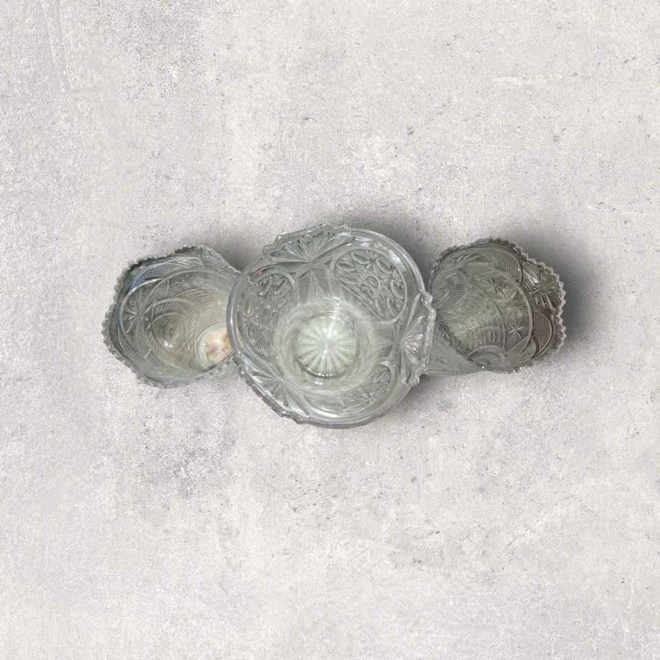 Set of 3 Crystal Plastic Vases - photo 3