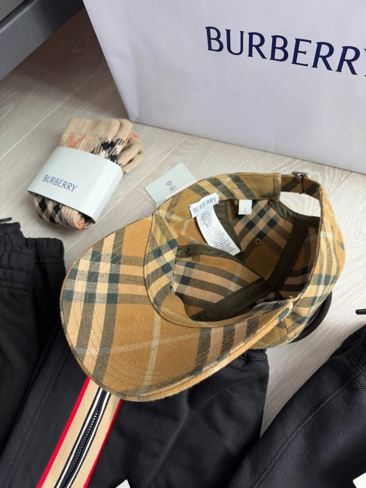 Authentic Burberry Clothes & Sneakers - Closet Clean Out - photo 4