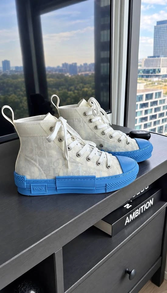 Dior B23 High Top Sneakers Gradient Blue - Size 35 EU