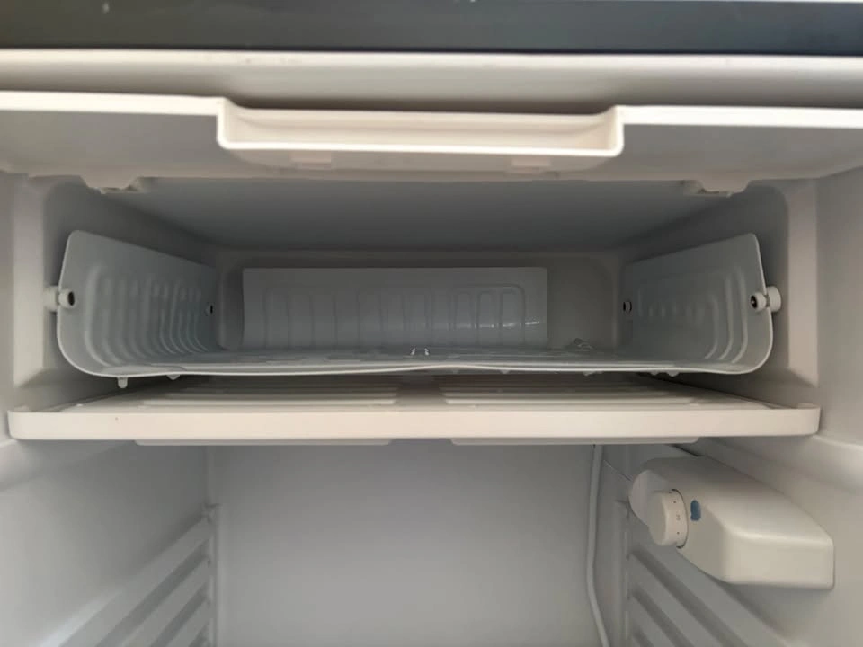 Marshall Amp Mini Fridge 4.4 Cu. Ft. (Model MF-110-XMC) - photo 5