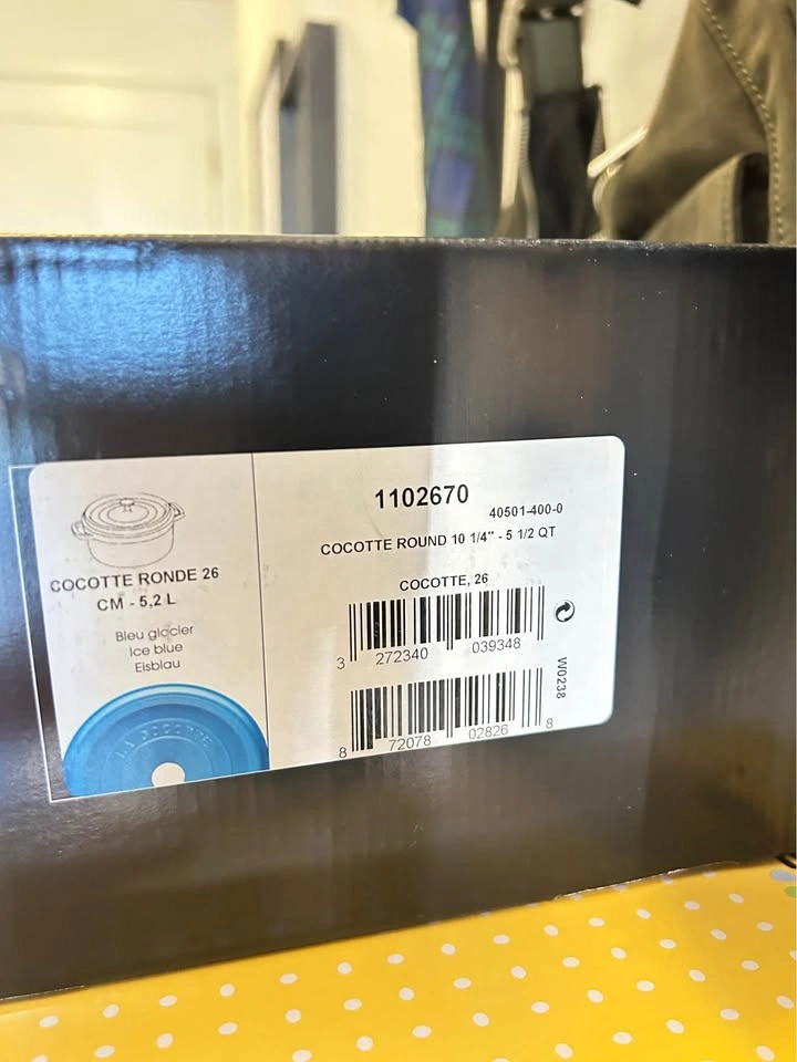 BRAND NEW-Staub 5.25 L Cast Iron Round Cocotte - Ice Blue - photo 2