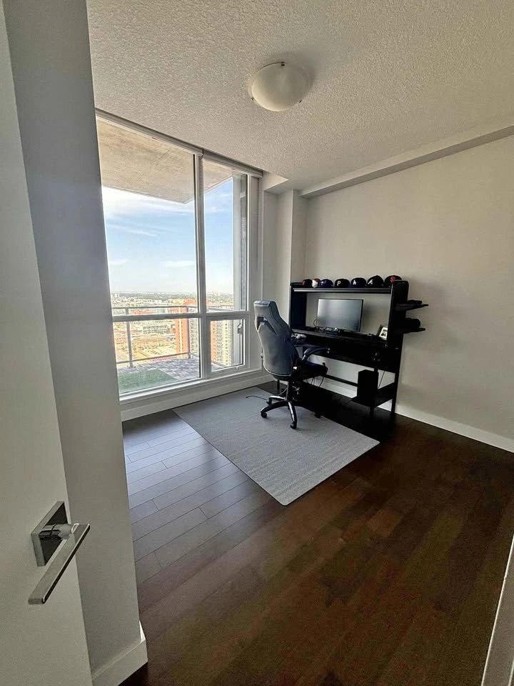 Private room for rent