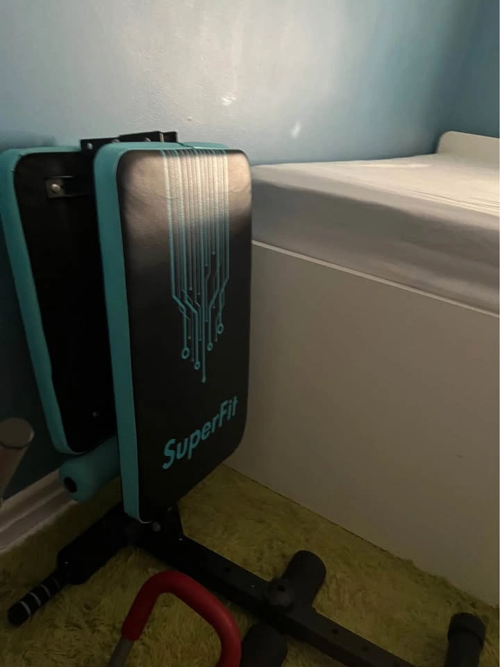 SuperFit Folding Weight Bench - photo 2