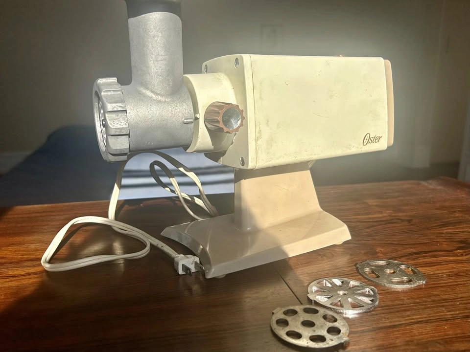 Vintage Oster Electric Meat & Food Grinder (Model 480)