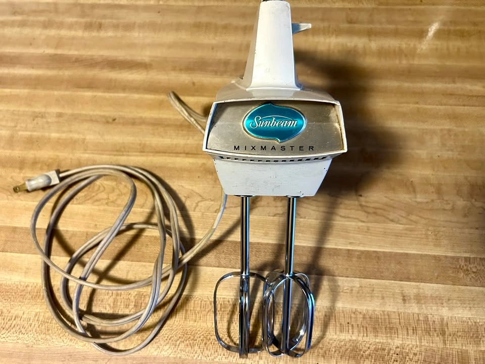 Vintage Sunbeam Mixmaster 3-Speed Electric Hand Mixer