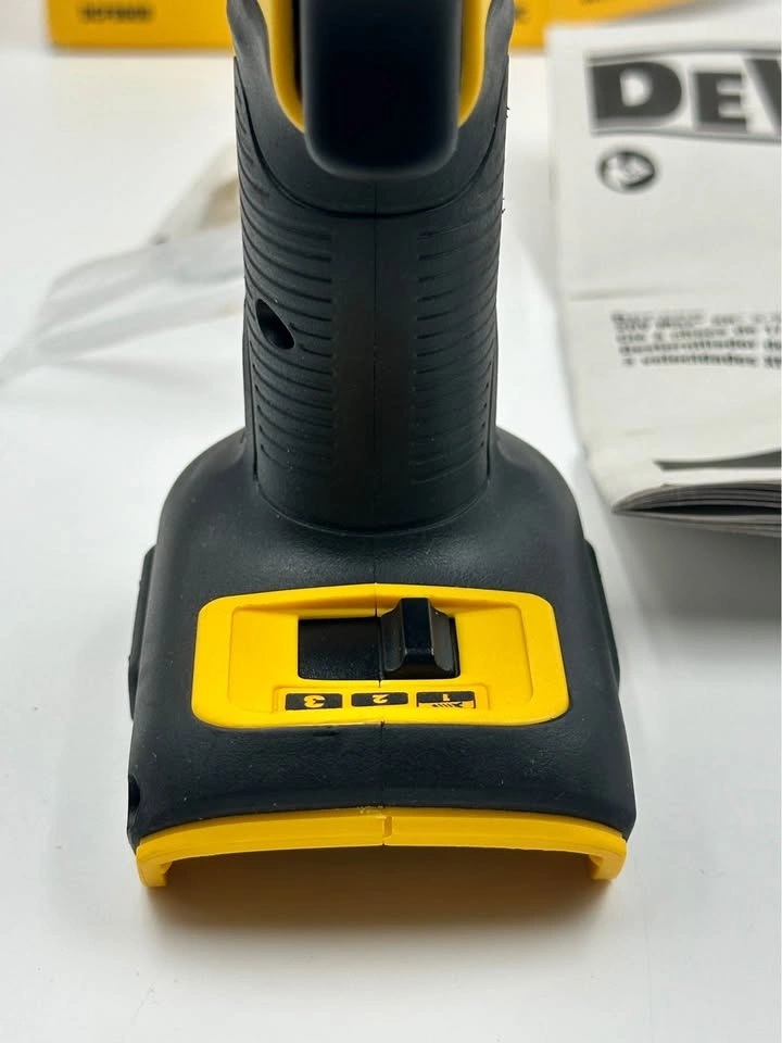 DEWALT DCF860B 20V MAX XR 1/4" Impact Driver - photo 3