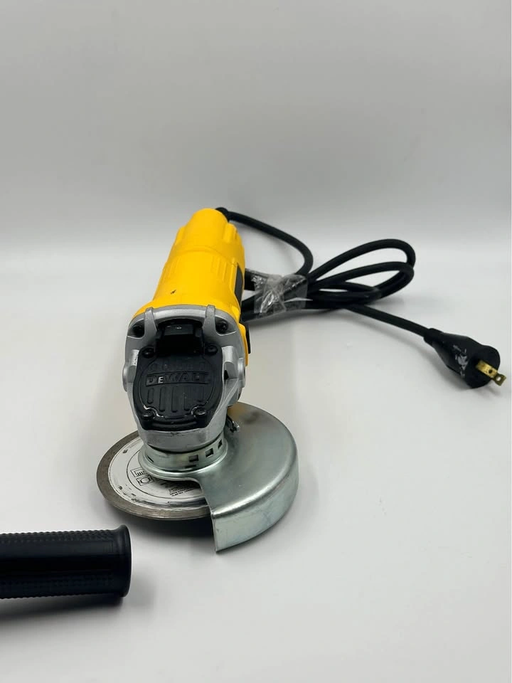 DEWALT DWE4011 4-1/2" Small Angle Grinder - photo 4