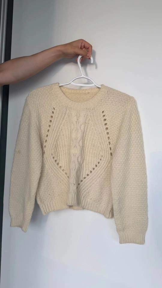 Free Sweater (size S)