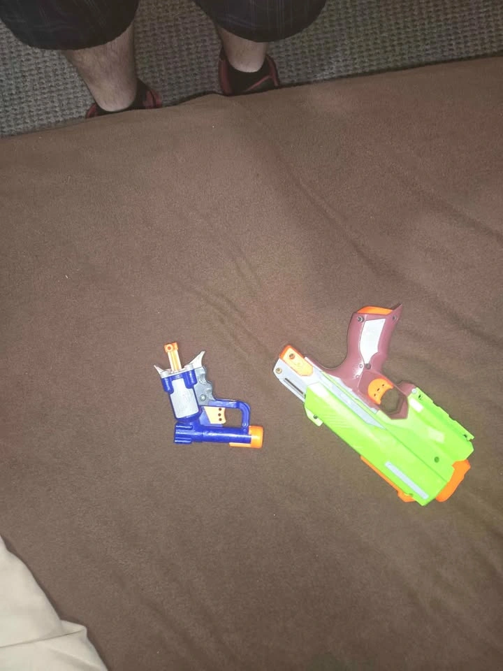 Two Nerf Hand Guns for $10 - photo 2