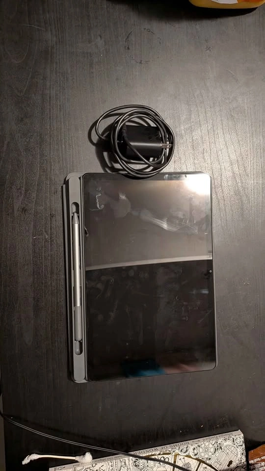 Lenovo Tablet - photo 2