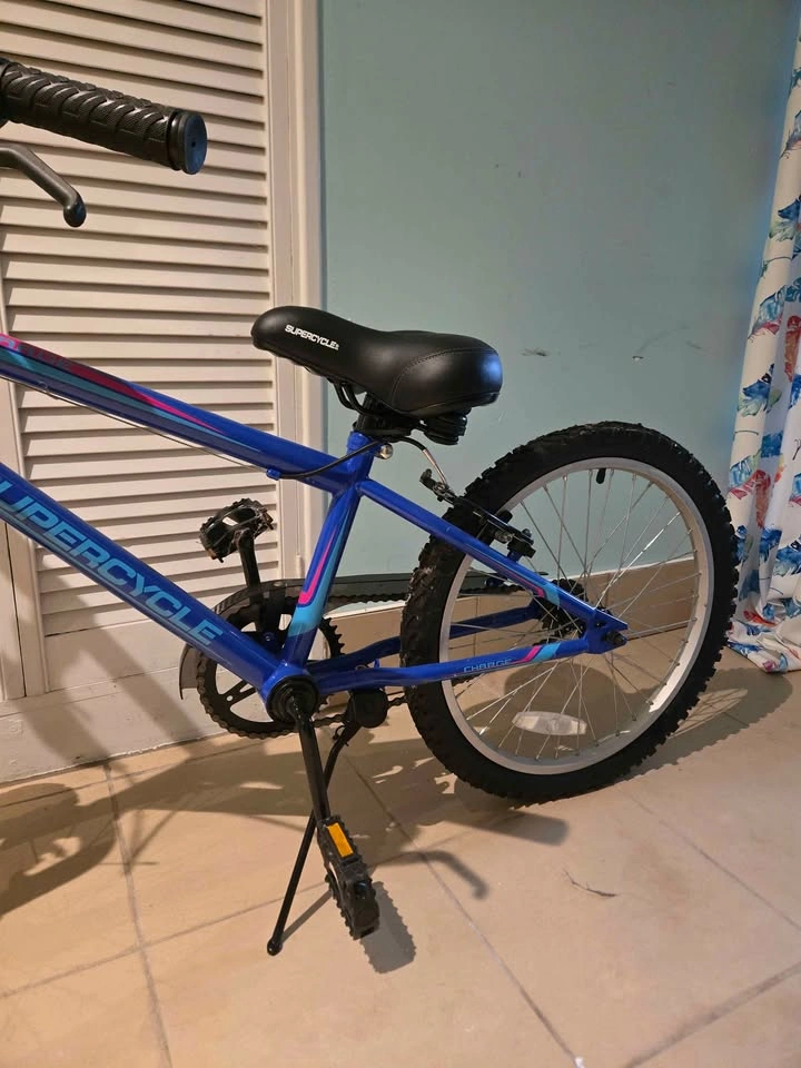 Kids/Youth Supercycle Bike 20 inches - photo 3