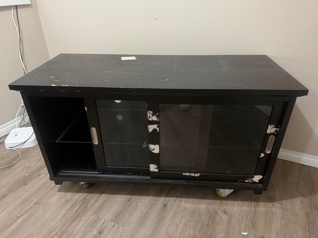 Cabinet with wheels