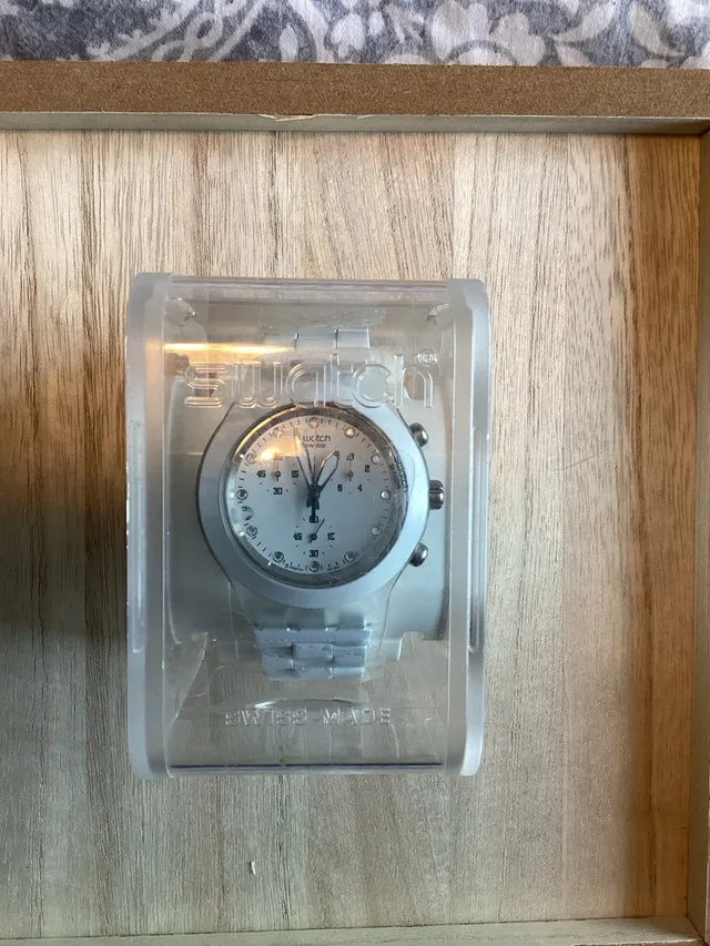 Swatch Watch-Full Blooded image indicator(2)