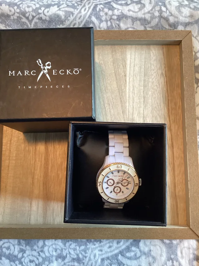 Marc Ecko Watch image indicator(5)
