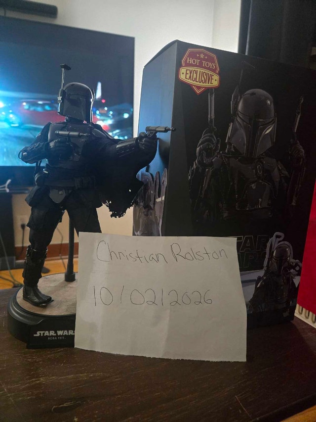 Hot Toys Boba Fett Arena Suit Figure - photo 2