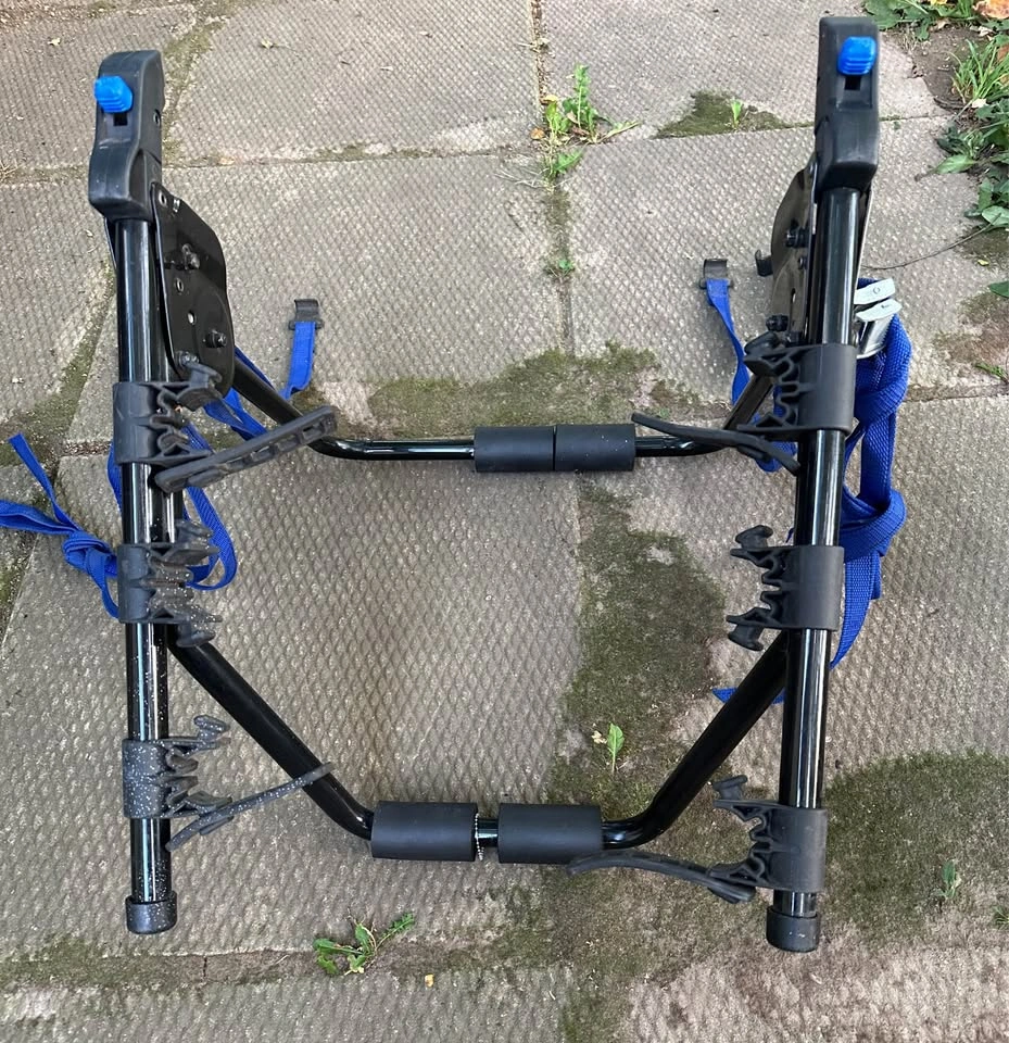 Thule 515-5033 3-Bike Trunk Rack – Made in Sweden - photo 5