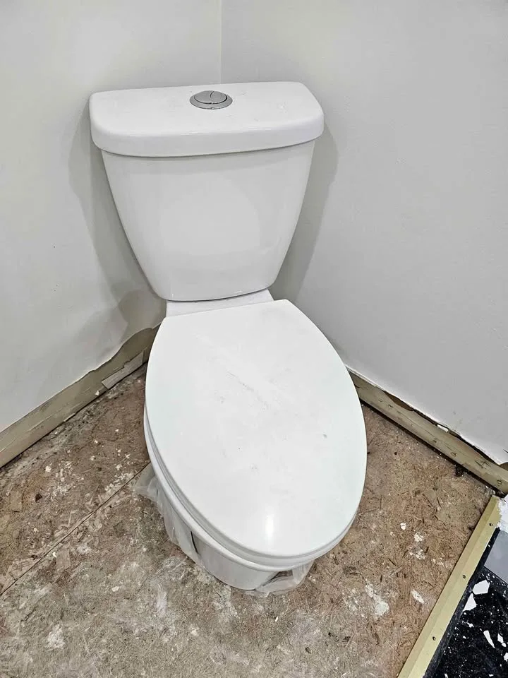 KOHLER Santa Rosa Comfort Height Elongated Toilet thumbnail