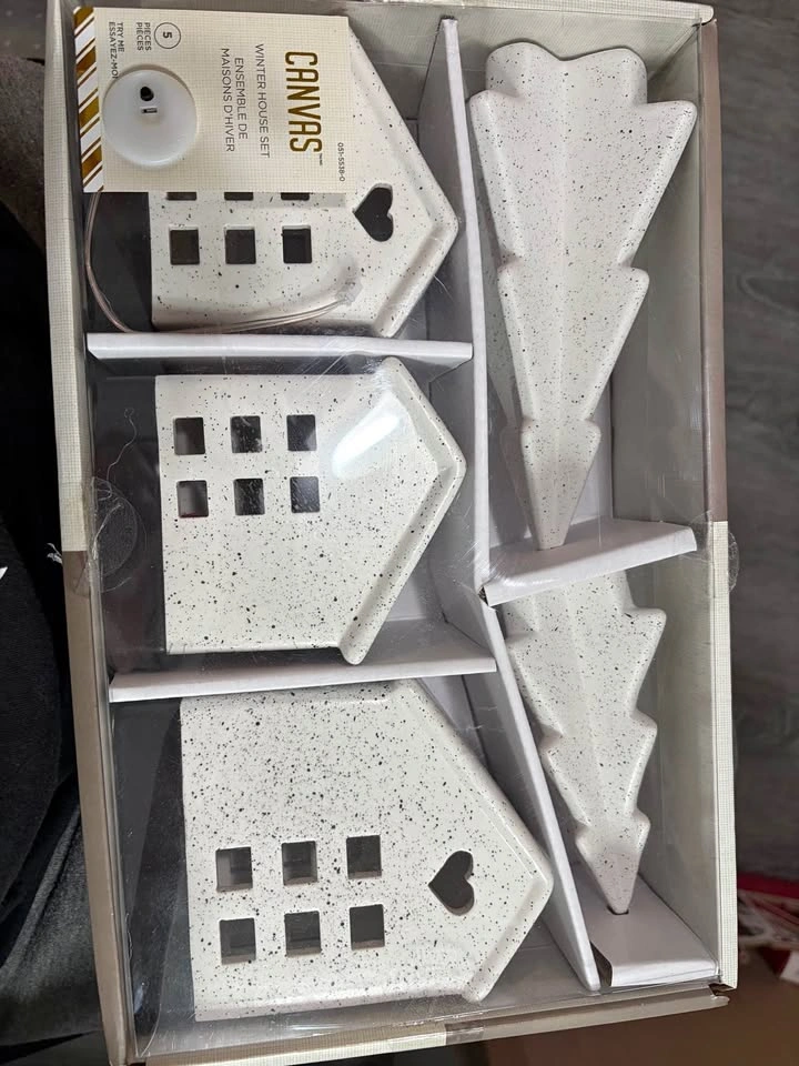 Ceramic House & Tree