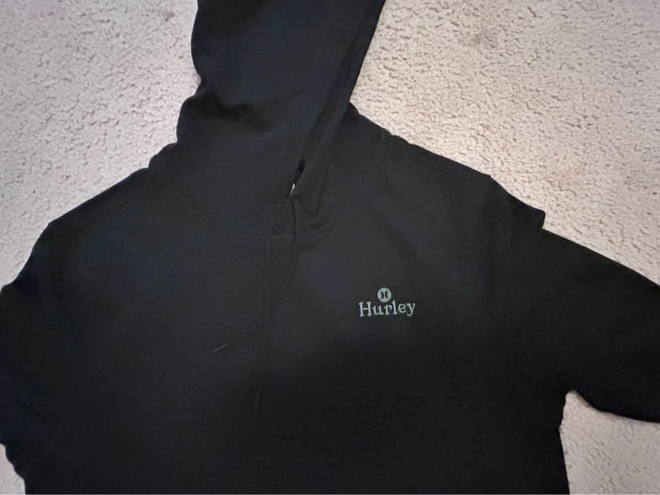 Black Hurley Hoodie Size M - photo 2