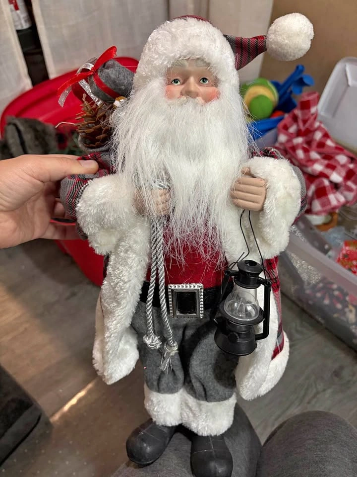 Santa Tabletop