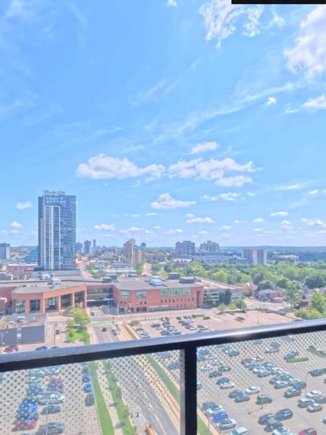 1 BR+ Parking + Locker - photo 3