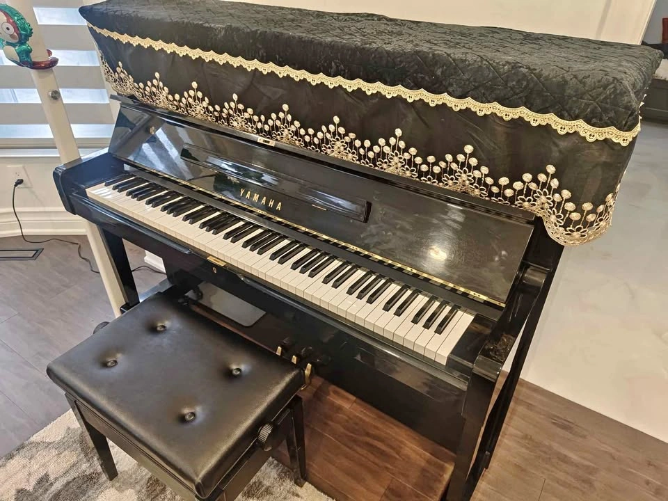 Yamaha U1 Upright Piano For Sale