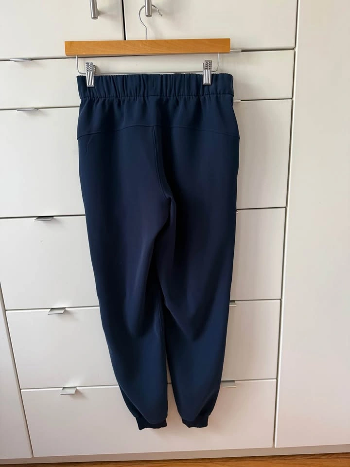 Lululemon On The Fly Jogger True Navy Size 4 - photo 5