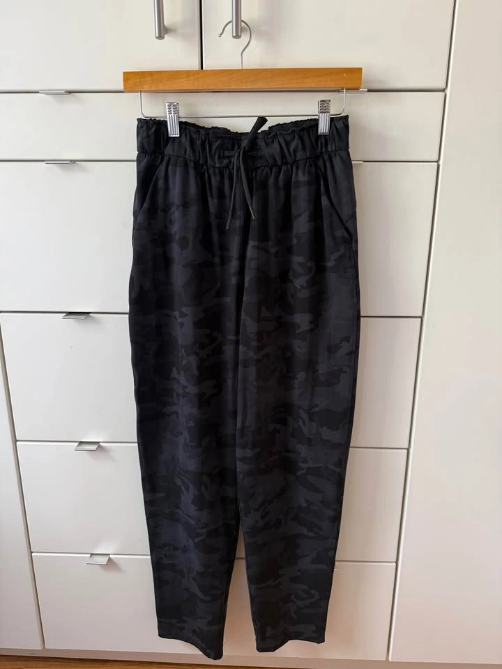 Lululemon Keep Moving Pant 7/8 High-Rise Size 6 - photo 4