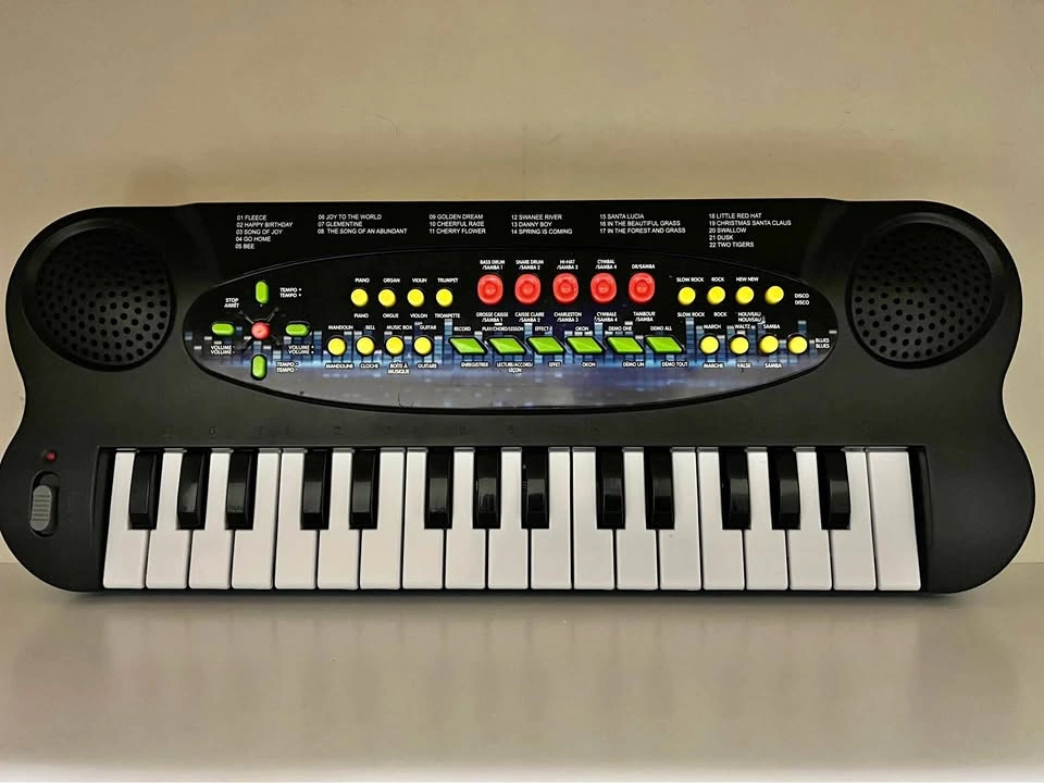 Mini 32 Keys Portable Keyboard Piano for Kids Aged 3+ Black