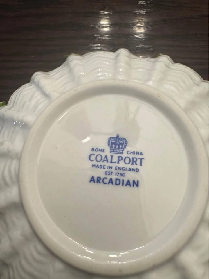Vintage Coalport Arcadian Fine Bone China Leaf Bowl - photo 2