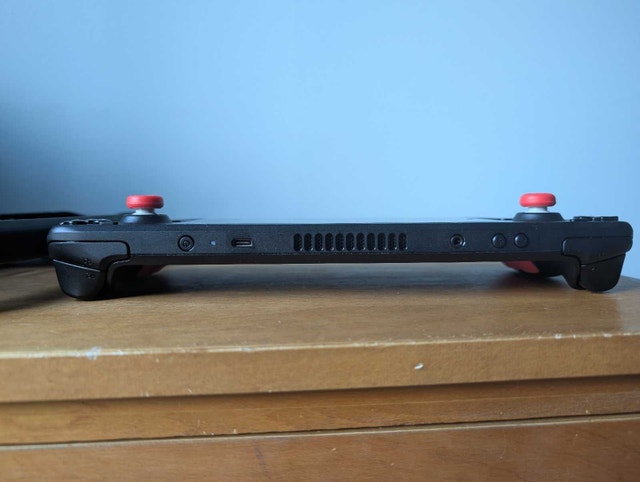 Steam Deck LCD 64+128 in Case - photo 3
